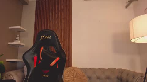 Liam Collins online show from March 2026 02:31:02 PM