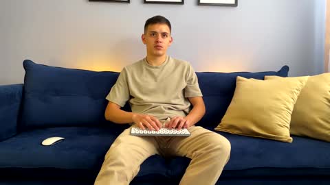 Liam online show from January 2025 02:34:01 PM