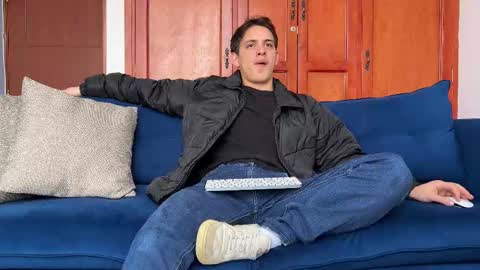 Snapshot of liam_enzho chatting on February 2026 03:38:01 PM Liam online show from February 2026 03:38:01 PM