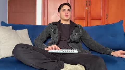 Snapshot of liam_enzho chatting on April 2026 02:53:02 PM Liam online show from April 2026 02:53:02 PM