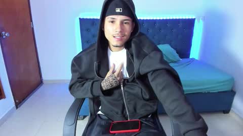 Snapshot of liam_hard01 chatting on February 2026 12:32:01 PM liam_hard01 online show from February 2026 12:32:01 PM