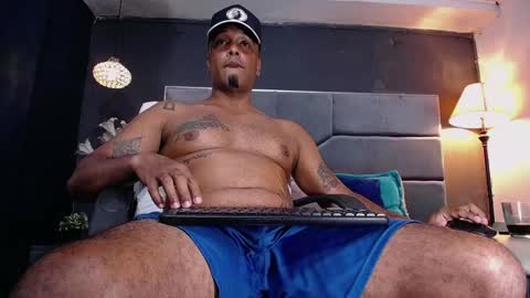 Liam online show from September 2025 07:24:02 PM