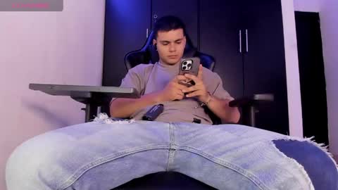 Snapshot of liam_mateo_ chatting on April 2026 10:37:02 PM Liam online show from April 2026 10:37:02 PM