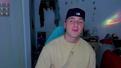 Snapshot of liam_oficial chatting on January 2025 03:31:01 AM liam online show from January 2025 03:31:01 AM