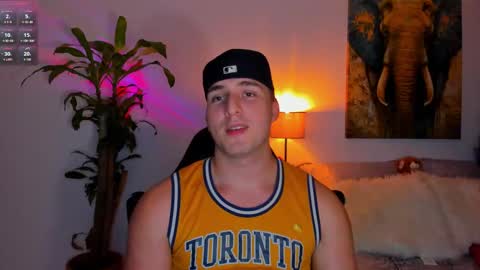 Snapshot of liam_oficial chatting on February 2025 04:43:01 AM liam online show from February 2025 04:43:01 AM