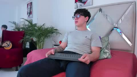 Call me Lian online show from March 2026 01:48:02 PM