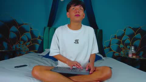 Snapshot of liam_sinclair chatting on January 2026 04:33:02 PM Liam online show from January 2026 04:33:02 PM