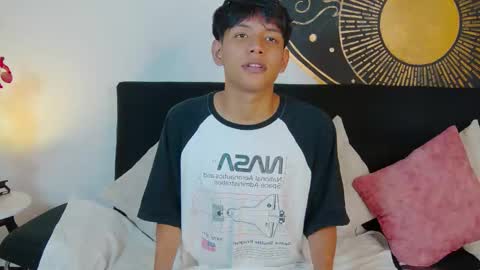 Snapshot of liam_sinclair chatting on February 2026 08:16:01 PM Liam online show from February 2026 08:16:01 PM