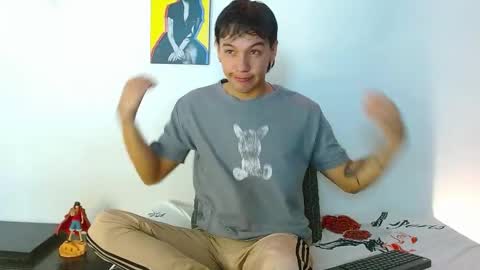 Snapshot of liam_xul chatting on February 2026 08:10:02 PM liamxul online show from February 2026 08:10:02 PM