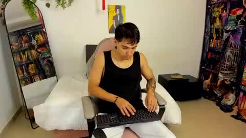 liamxul online show from May 2026 06:46:01 PM