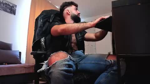 Liam online show from March 2026 07:58:01 AM