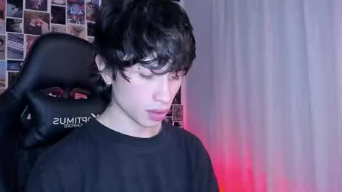 Liam online show from February 2025 05:30:02 AM