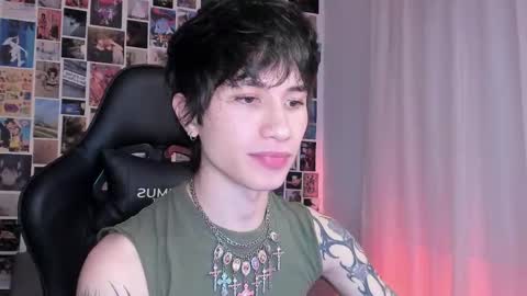 Liam online show from March 2025 04:24:01 AM