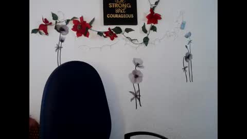 Lia Miller online show from December 2024 11:38:01 AM