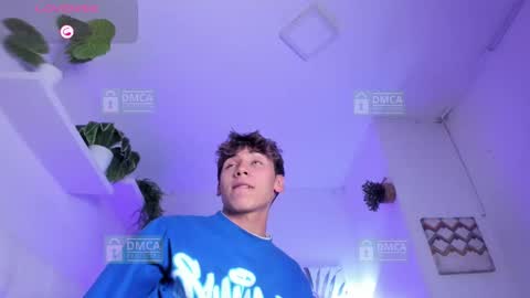 Snapshot of liaml_18_ chatting on November 2025 09:25:02 PM liaml_18_ online show from November 2025 09:25:02 PM