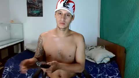 liamm_brown online show from July 2026 08:01:02 AM