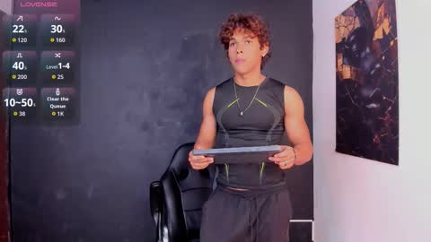 Snapshot of liamvibes212 chatting on February 2026 01:09:02 PM liamvibes212 online show from February 2026 01:09:02 PM