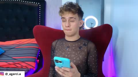 liam online show from September 2025 12:16:01 AM