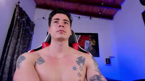 liamwyatt_ online show from March 2025 07:41:01 AM