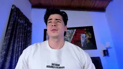 liamwyatt_ online show from November 2025 05:18:02 AM