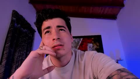 liamwyatt_ online show from May 2026 03:25:02 AM