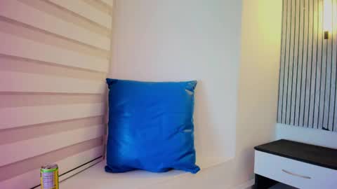 lian_cameron online show from May 2026 03:59:02 AM