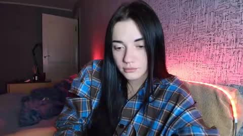 liana_diva online show from November 2025 04:51:01 PM