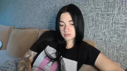 liana_diva online show from June 2026 11:31:01 AM