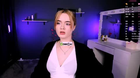 Little Liana  online show from March 2025 03:39:01 AM