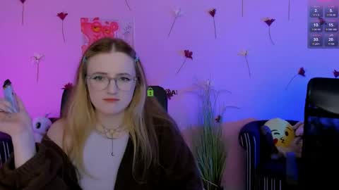 Little Liana  online show from May 2026 07:23:02 PM