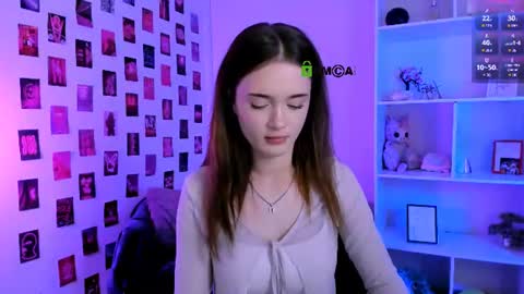 Little Liana  online show from July 2026 07:43:01 PM