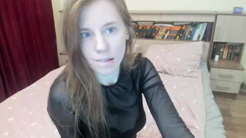 lianamiller88 online show from October 2025 06:30:01 PM