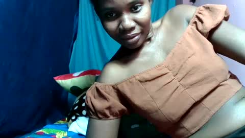 liandra69 online show from July 2026 03:42:02 PM