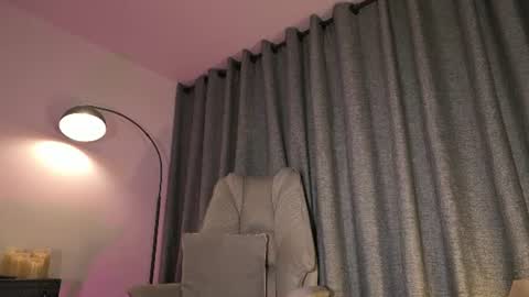 lianewhite online show from June 2026 12:09:02 AM