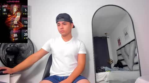 Snapshot of lianfox_ chatting on April 2026 12:25:02 PM lianfox_ online show from April 2026 12:25:02 PM