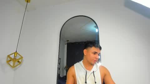 Snapshot of lianfox_ chatting on May 2026 12:24:01 PM lianfox_ online show from May 2026 12:24:01 PM