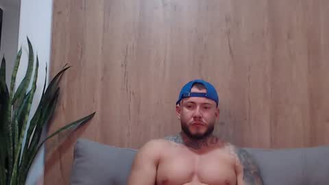 lianjones9 online show from January 2025 09:08:02 PM