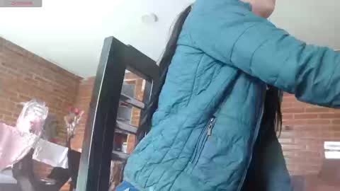 Snapshot of liarouse04 chatting on February 2026 01:10:01 PM Liarouse04 online show from February 2026 01:10:01 PM