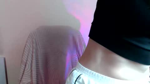 Lia online show from June 2026 11:57:01 AM