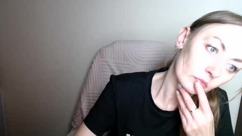 Lia online show from June 2026 11:54:01 AM