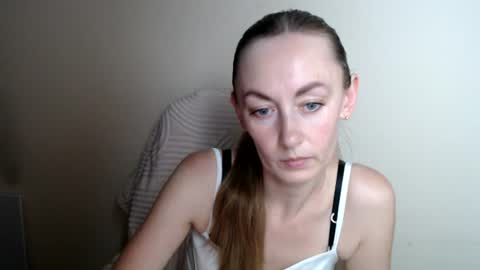 Lia online show from June 2026 11:59:02 AM