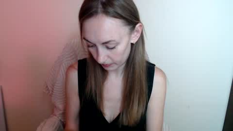 Lia online show from July 2026 11:27:02 AM