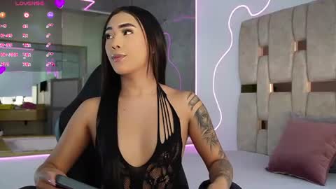 liasuaza online show from July 2026 12:48:02 PM