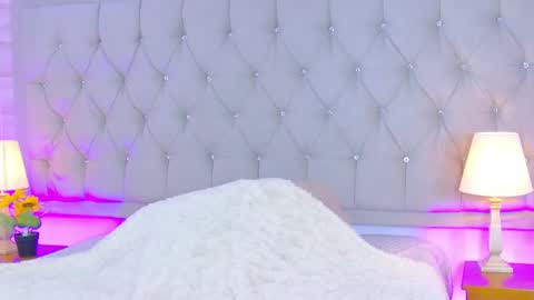 Lia  online show from May 2026 07:29:01 PM