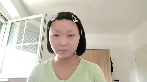 Molly online show from July 2026 12:20:01 PM
