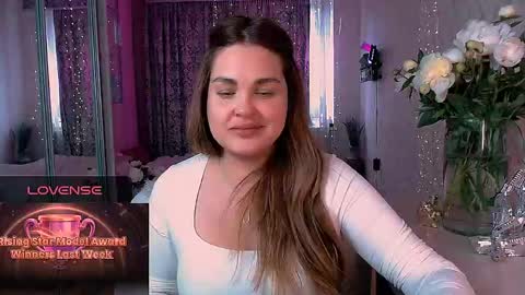 libra_mia online show from May 2026 03:32:01 PM