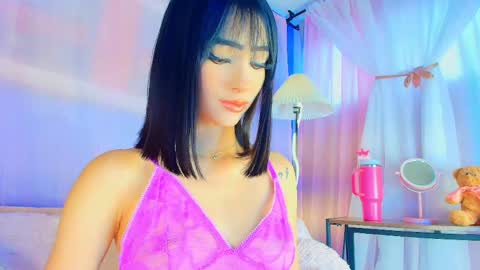 Valentina Hall online show from May 2026 11:38:01 AM