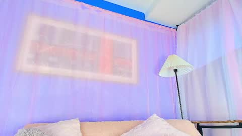 Valentina Hall online show from May 2026 11:51:02 AM