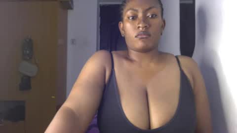 Snapshot of lick_my_pussyyy226651 chatting on December 2024 10:41:01 PM caira online show from December 2024 10:41:01 PM