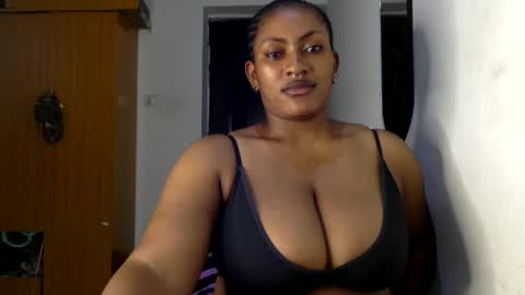 Snapshot of lick_my_pussyyy226651 chatting on December 2024 09:08:01 PM caira online show from December 2024 09:08:01 PM